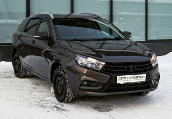Подержанный автомобиль LADA (ВАЗ) Vesta Wagon 2019 года (7 фото)