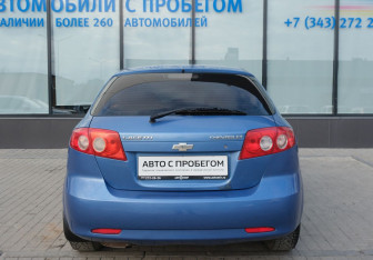 Подержанный автомобиль Chevrolet Lacetti Hatchback 2006 года (4 фото)