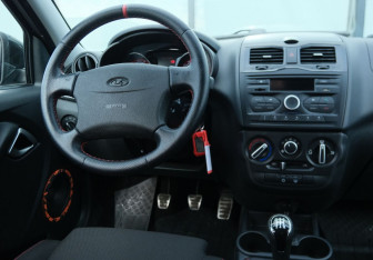 Подержанный автомобиль LADA (ВАЗ) Granta Sedan 2023 года (10 фото)