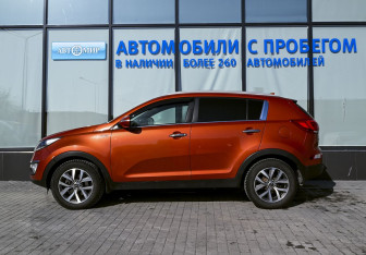 Подержанный автомобиль Kia Sportage 2014 года (2 фото)