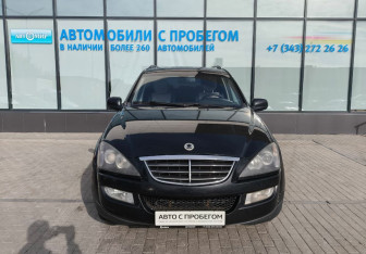 Подержанный автомобиль SsangYong Kyron 2008 года (8 фото)