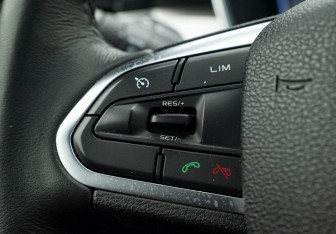 Подержанный автомобиль Geely Coolray 2020 года (13 фото)