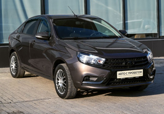 Подержанный автомобиль LADA (ВАЗ) Vesta Sedan 2019 года (7 фото)
