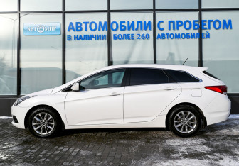 Подержанный автомобиль Hyundai i40 Wagon 2016 года (2 фото)