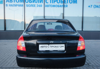 Подержанный автомобиль Hyundai Accent Sedan 2008 года (4 фото)