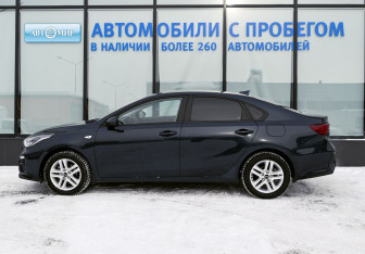 Подержанный автомобиль Kia Cerato Sedan 2021 года (2 фото)