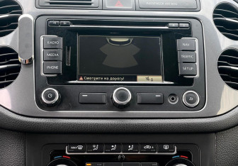 Подержанный автомобиль Volkswagen Tiguan 2012 года (12 фото)