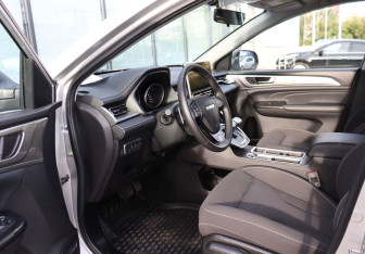 Подержанный автомобиль Haval M6 2024 года (9 фото)