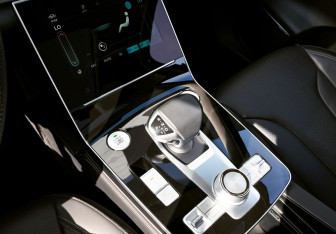 Подержанный автомобиль BAIC X7 2023 года (10 фото)