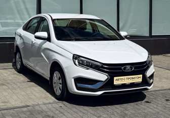 Подержанный автомобиль LADA (ВАЗ) Vesta Sedan 2023 года (7 фото)