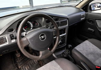 Подержанный автомобиль Daewoo Nexia Sedan 2013 года (13 фото)