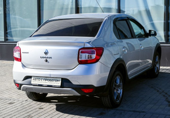Подержанный автомобиль Renault Logan Sedan 2019 года (5 фото)