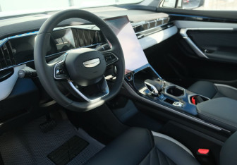 Новый Geely Atlas 2024 (9 фото)