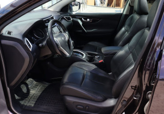 Подержанный автомобиль Nissan Qashqai 2014 года (18 фото)