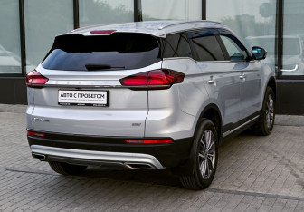 Подержанный автомобиль Geely Atlas Pro 2022 года (5 фото)