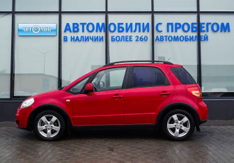 Подержанный автомобиль Suzuki SX4 Hatchback 2010 года (14 фото)