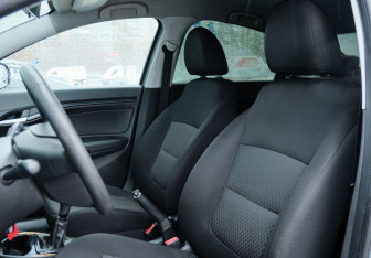 Подержанный автомобиль LADA (ВАЗ) Vesta Sedan 2016 года (17 фото)