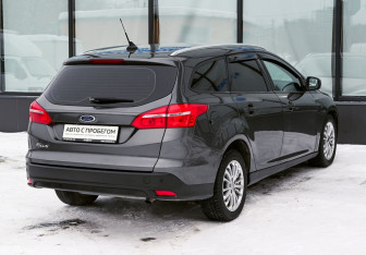 Подержанный автомобиль Ford Focus Wagon 2017 года (5 фото)