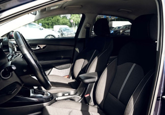 Подержанный автомобиль Kia Cerato Sedan 2021 года (17 фото)