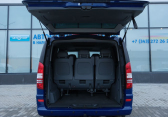 Подержанный автомобиль Mercedes-Benz Viano 2010 года (18 фото)