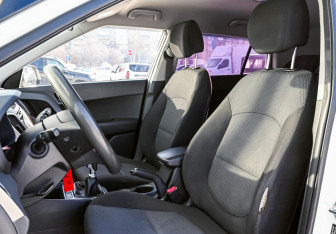 Подержанный автомобиль Hyundai Creta 2019 года (17 фото)