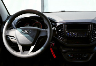 Подержанный автомобиль LADA (ВАЗ) Vesta Wagon 2020 года (17 фото)