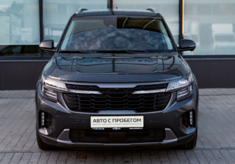Подержанный автомобиль Kia Seltos 2022 года (8 фото)