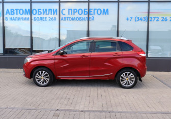 Подержанный автомобиль LADA (ВАЗ) XRAY 2019 года (2 фото)