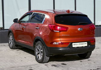 Подержанный автомобиль Kia Sportage 2014 года (3 фото)