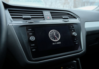 Подержанный автомобиль Volkswagen Tiguan 2021 года (12 фото)