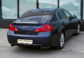 Подержанный автомобиль Infiniti G Sedan 2011 года (5 фото)