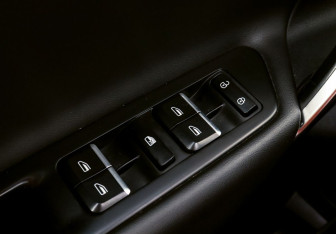 Подержанный автомобиль Geely Atlas 2019 года (13 фото)