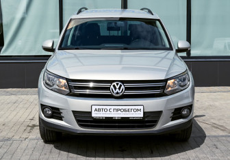 Подержанный автомобиль Volkswagen Tiguan 2011 года (8 фото)