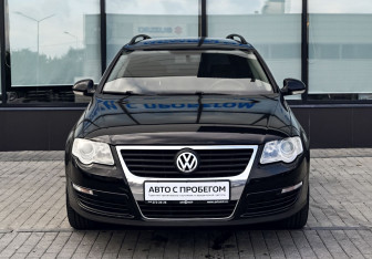 Подержанный автомобиль Volkswagen Passat Wagon 2008 года (8 фото)