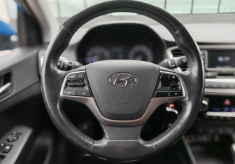 Подержанный автомобиль Hyundai Solaris Sedan 2019 года (13 фото)