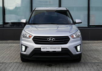 Подержанный автомобиль Hyundai Creta 2019 года (8 фото)