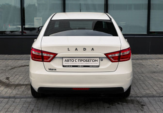 Подержанный автомобиль LADA (ВАЗ) Vesta Sedan 2017 года (4 фото)