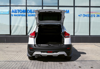 Подержанный автомобиль LADA (ВАЗ) XRAY 2021 года (20 фото)