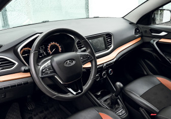 Подержанный автомобиль LADA (ВАЗ) Vesta Sedan 2023 года (16 фото)