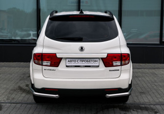 Подержанный автомобиль SsangYong Kyron 2014 года (4 фото)