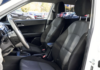 Подержанный автомобиль Hyundai Creta 2019 года (16 фото)