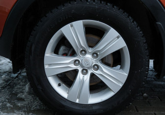 Подержанный автомобиль Kia Sportage 2013 года (23 фото)