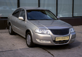Подержанный автомобиль Nissan Almera Classic 2007 года (7 фото)