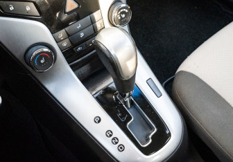 Подержанный автомобиль Chevrolet Cruze Sedan 2011 года (14 фото)