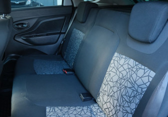 Подержанный автомобиль LADA (ВАЗ) XRAY 2016 года (18 фото)