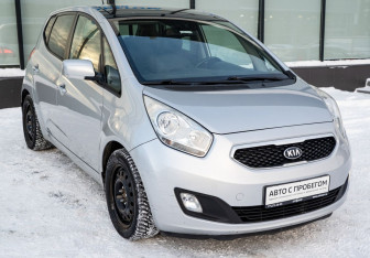 Подержанный автомобиль Kia Venga 2014 года (8 фото)