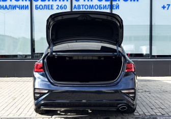 Подержанный автомобиль Kia Cerato Sedan 2021 года (21 фото)