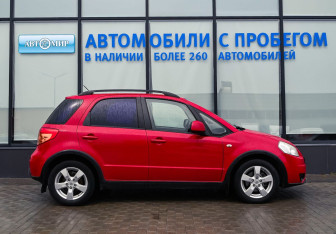 Подержанный автомобиль Suzuki SX4 Hatchback 2010 года (18 фото)