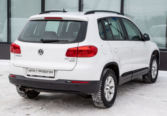 Подержанный автомобиль Volkswagen Tiguan 2011 года (5 фото)