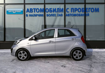 Подержанный автомобиль Kia Picanto 2013 года (2 фото)